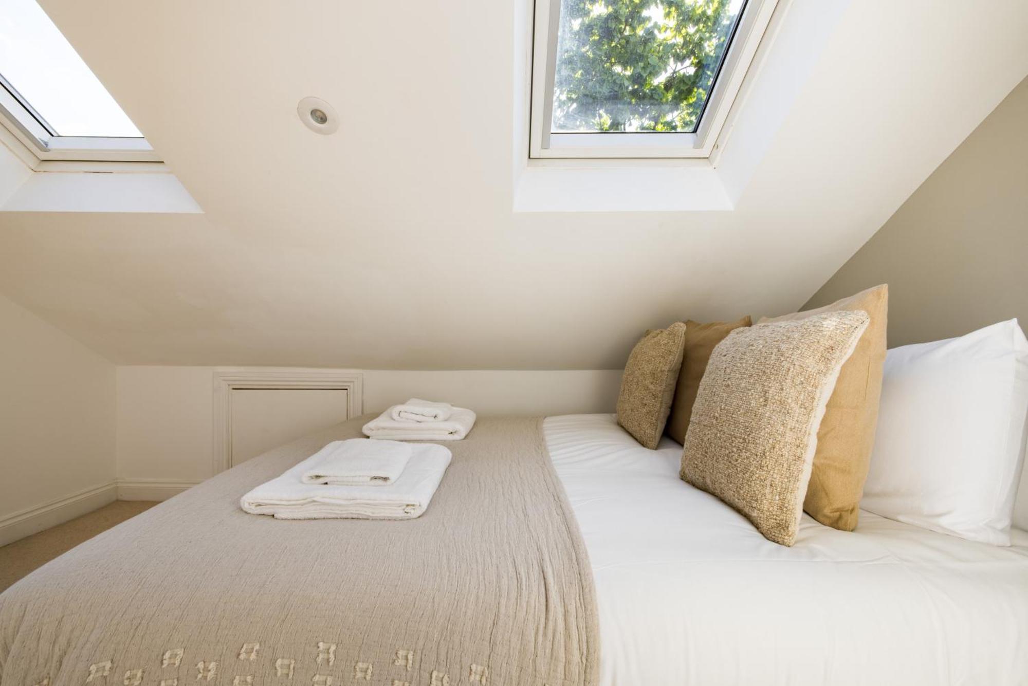 The Stratford Villa London Exterior photo